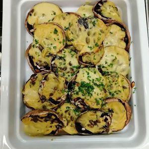 Zapekané portobello so "syrovou" omáčkou at Loove by Vegana in Bratislava