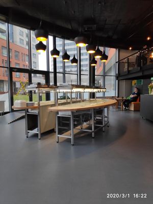 Šalát bar at Loove by Vegana in Bratislava