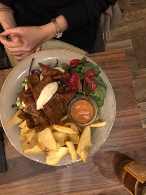 Veganer Dönerteller at Försters in Berlin