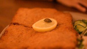 original schnitzel at Försters in Berlin