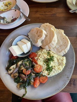 The breakfast plate  at Försters in Berlin