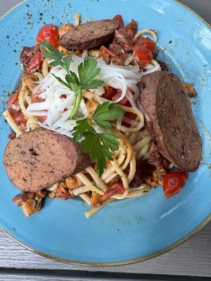 Linguini, chanterelles, seitan   at Försters in Berlin