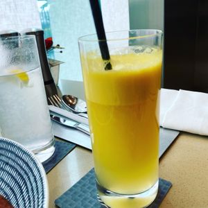 MANGO SHAKE MMMM at S Kitchen in Pasay City