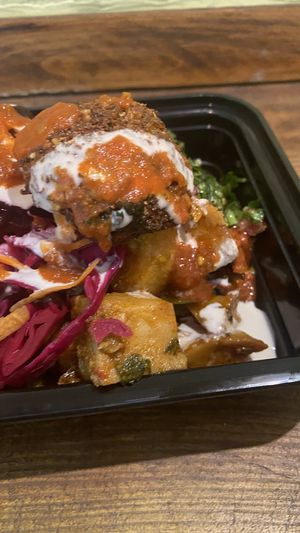 The hi box regular tray  at Hibox in London
