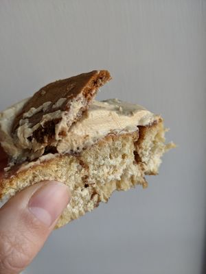 Vegan Biscoff cinnamon bun at Go Go Beets in Edinburgh