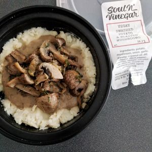 Vegan smashed potatoes and mushrooms at Soul n' Vinegar in Richmond