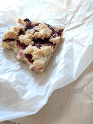 Vegan strawberry shortbread at Soul n' Vinegar in Richmond