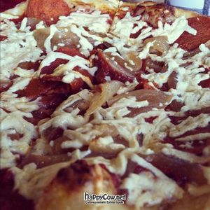 veggie pepperoni & caramelized onion pizza. at Peace o' Pie in Allston