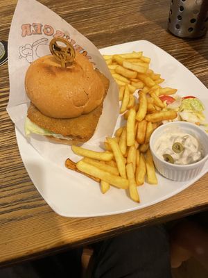 Robi schnitzel with 🍟  at Vegalite in Brno