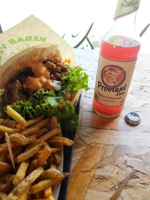 Rhubarbe drink at Végéman in Strasbourg