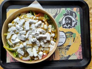 Grecus Salad at Végéman in Strasbourg