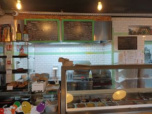 Ça propose aussi 3 types de cookies veganes différents ! at Végéman in Strasbourg