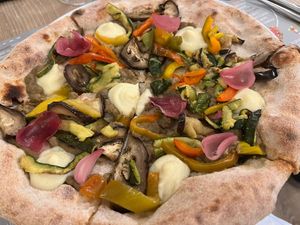 Summer vegan pizza 🍕   at Il Melograno in Trieste
