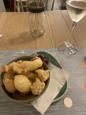 tempura di verdure con salsa agrodolce al melograno  at Il Melograno in Trieste