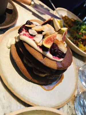 Chocolate pancakes (must try 😋) at MESA Restaurant in Paris