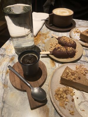 Amazing dessert  at MESA Restaurant in Paris