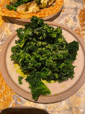 Massaged kale with pistachio viniagrette at MESA Restaurant in Paris