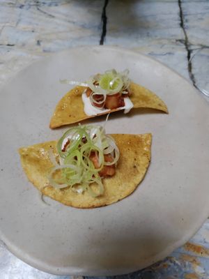 Starter taco at MESA Restaurant in Paris