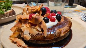  at MESA Restaurant in Paris