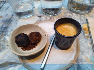 Truffles et café at MESA Restaurant in Paris