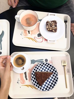 Gazpacho, brownie & tiramisu 💕 at Peacefood Cafe in Montpellier