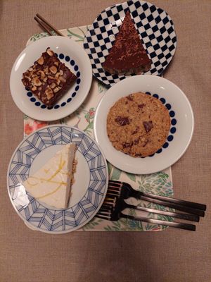 Dessert at Peacefood Cafe in Montpellier