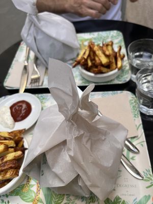   at Peacefood Cafe in Montpellier