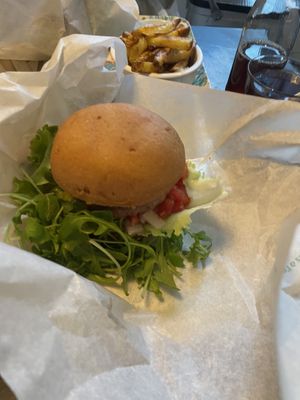 Burger with gluten-free bread  at Peacefood Cafe in Montpellier