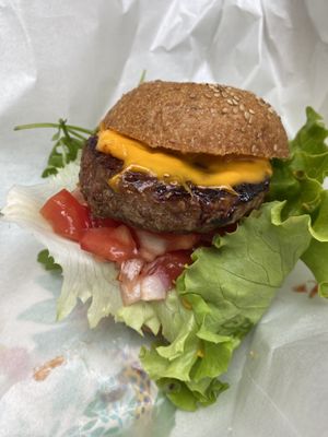 Burger beyond meat au fromage cheddar  at Peacefood Cafe in Montpellier