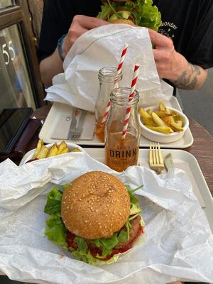 Vegan Burger Mexican with fries and home made ice tea at Peacefood Cafe in Montpellier