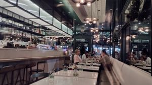  at Coco and Moss in Savannah