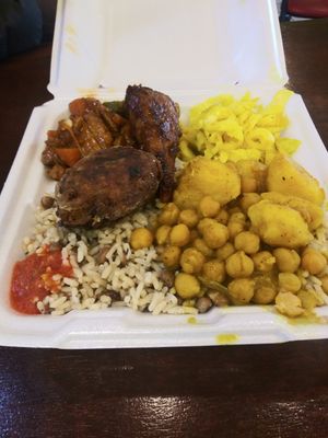 Platter at Vege Kingdom Cafe in Newark
