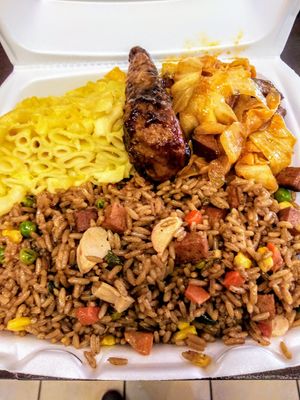 Platter at Vege Kingdom Cafe in Newark