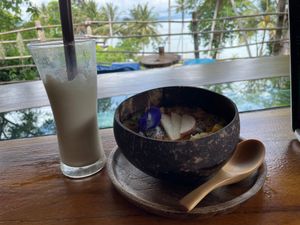 A nice vanilla shake  at Jaiyen Resort in Koh Yao Noi
