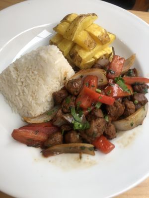 soy meat and veggies  at Sabor y Vida in Lima