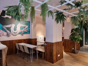 Interior at Ma'loa in Hannover