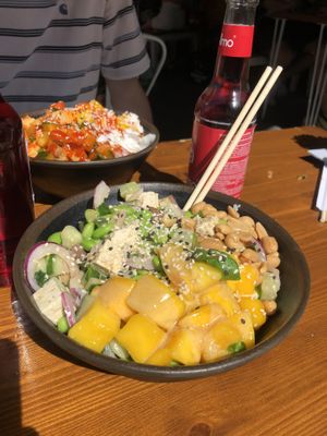   at Ma'loa in Cologne