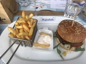 Vegan burger at Hafenliebe in Neuss