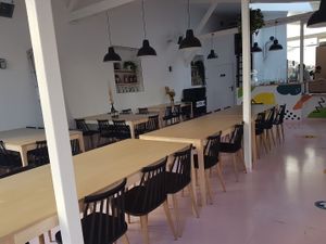 Salle assise at Putsch in Montreuil