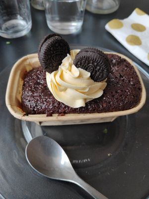 Brownie Oreo at Putsch in Montreuil