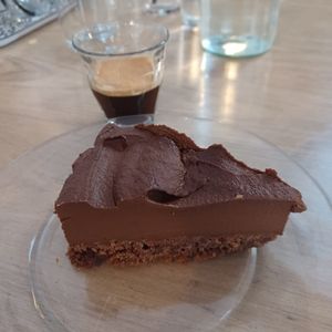 Entremets chocolat spéculos at Putsch in Montreuil