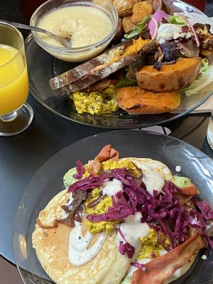   at Putsch in Montreuil