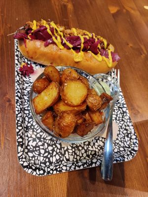  at Putsch in Montreuil