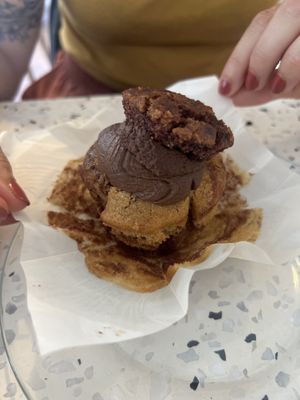 Muffin   at Putsch in Montreuil