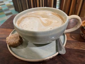 Halva latte at Elela in Valladolid
