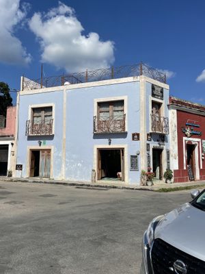   at Elela in Valladolid