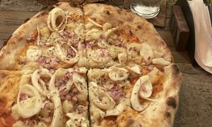 Palmito pizza  at Forno e Flora in Ubatuba