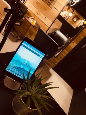 Book online  at Gondi Roots Salon in Cardiff