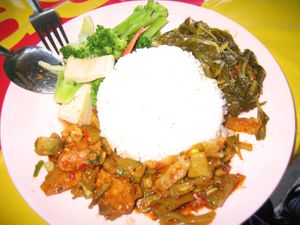  at Mueang Daeng Vegan Food - เหมืองแดงอาหารเจ in Mae Sai