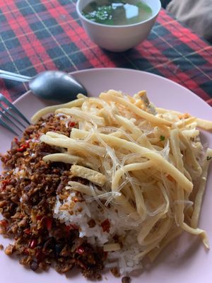 This was spicy; I had to settle for the last leftover dishes because I arrived in the evening, but it was still good and cheap. at Mueang Daeng Vegan Food - เหมืองแดงอาหารเจ in Mae Sai